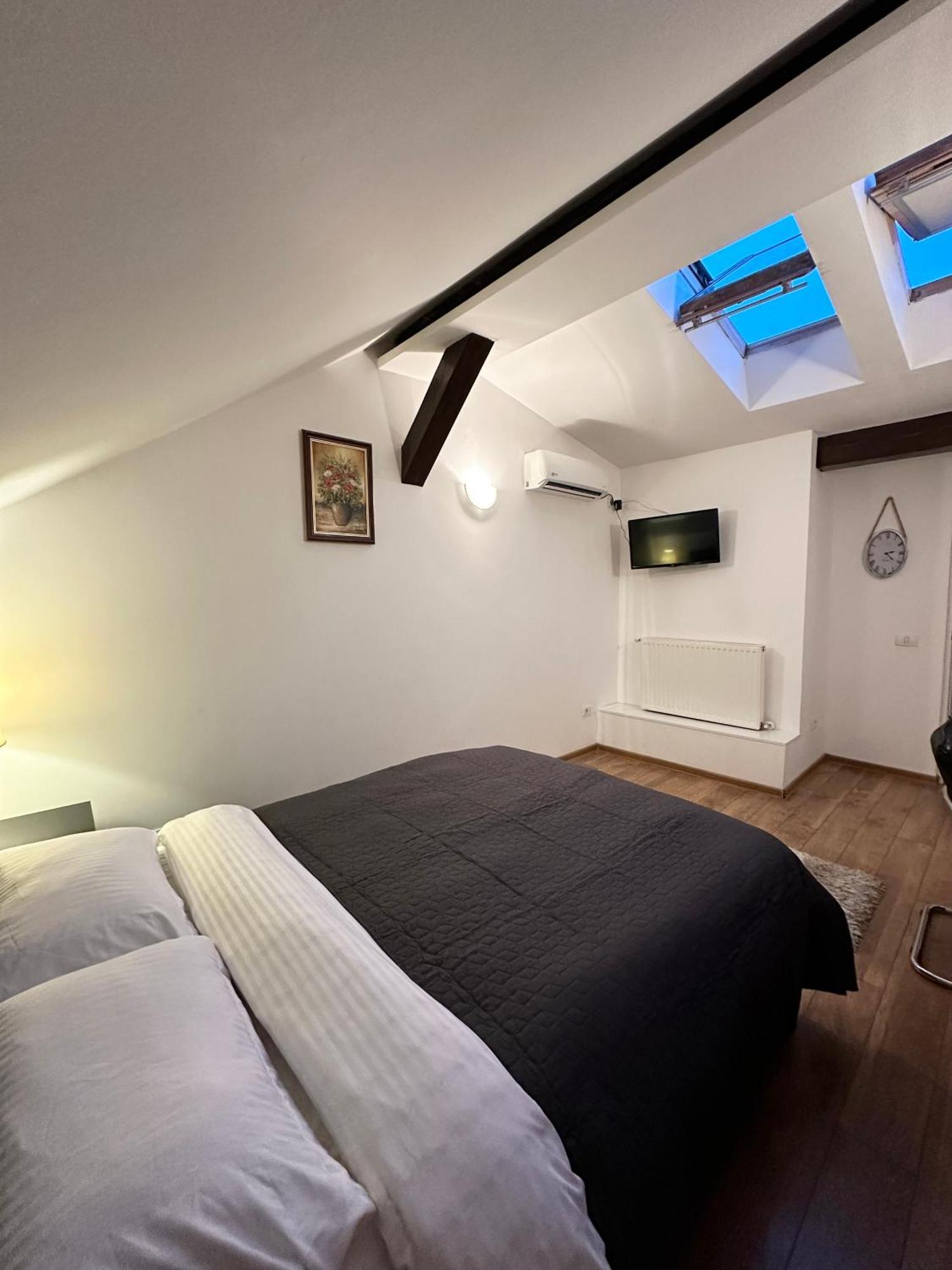 Grazia Apartment Timişoara Buitenkant foto